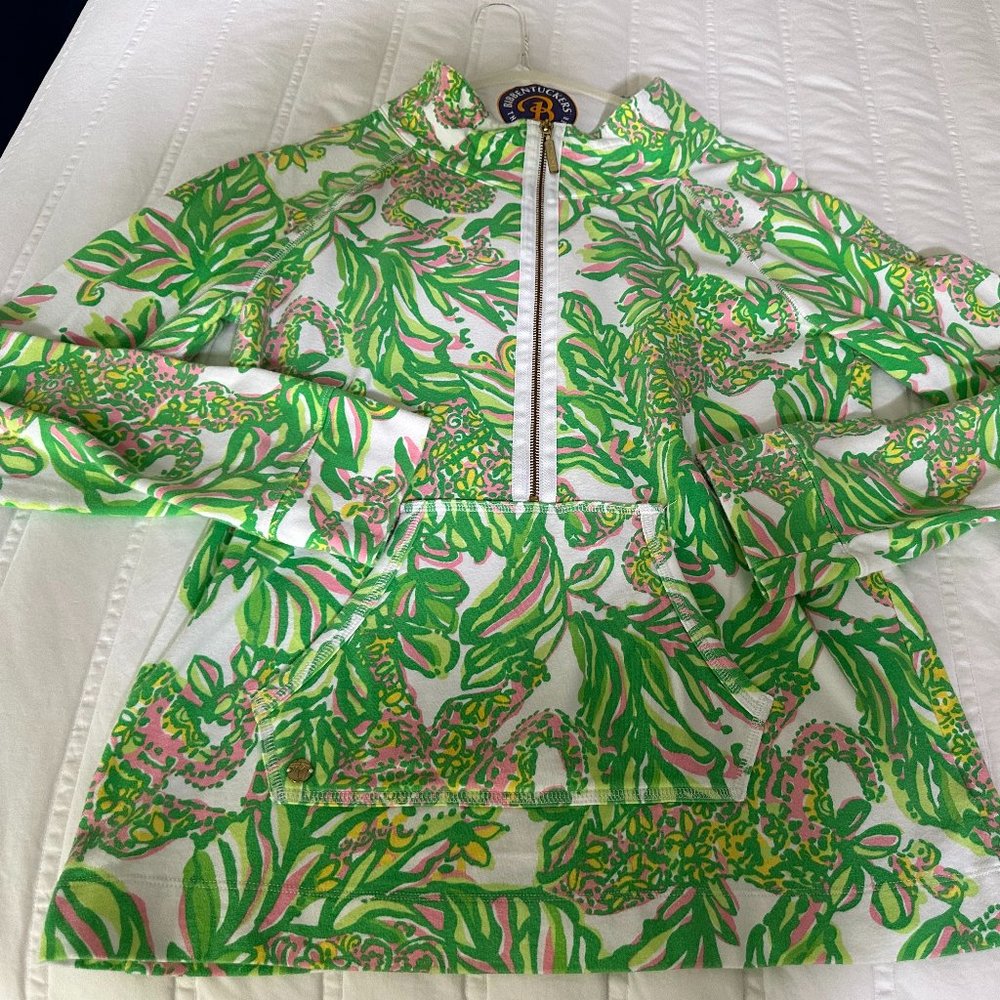 EUC Lilly Pulitzer Resort White Seeing Pink Elephants Popover
